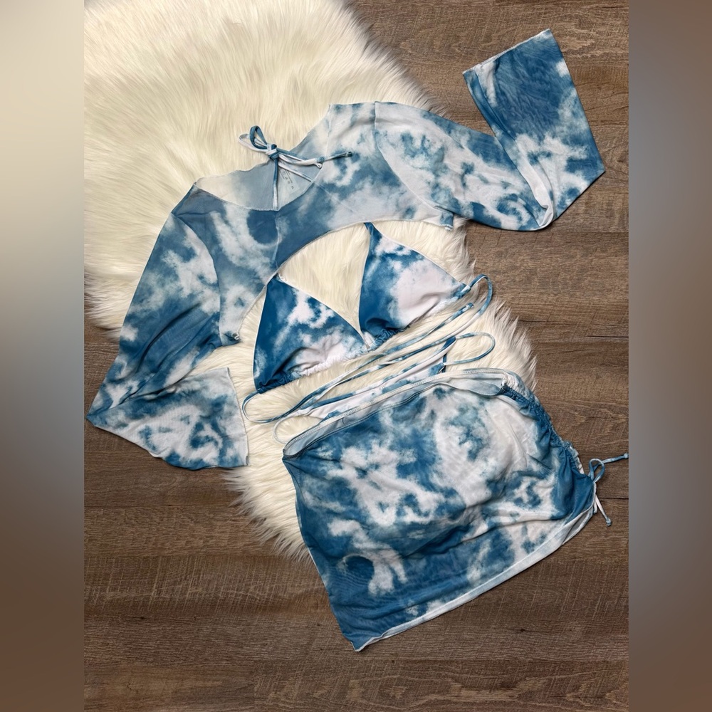 4-Piece Blue & White Tie Dye Bikini Set